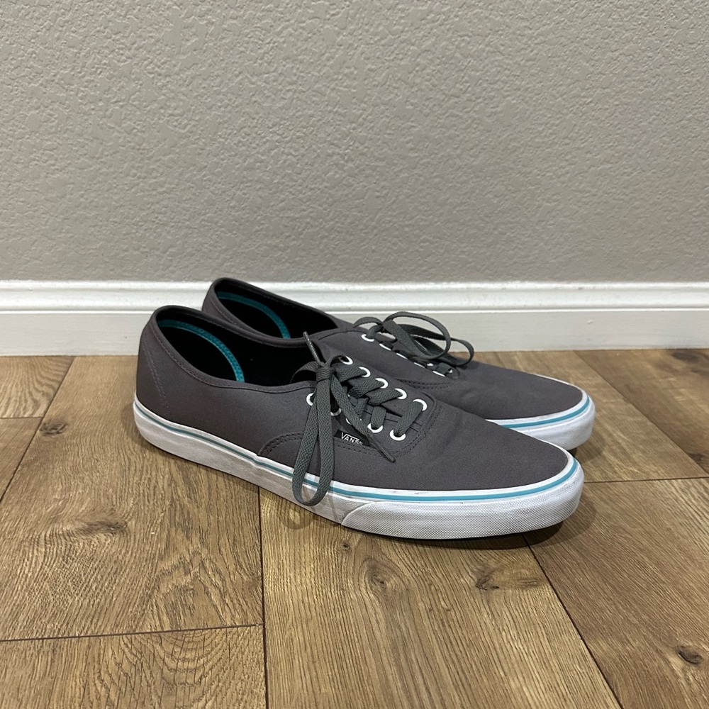 Vans pop authentic skate shoes - men’s size 13